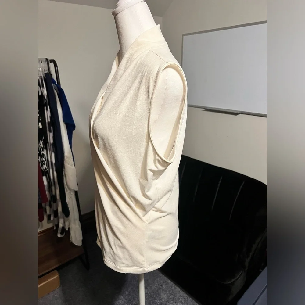 Tahari very soft